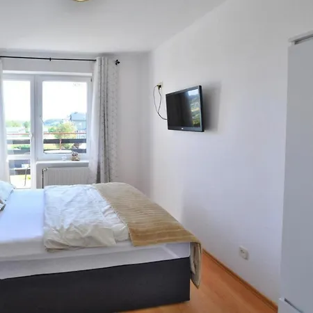 Casa vacanze Comfortable, Large Villa, *