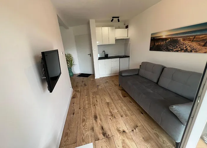 Grosse, Komfortable Mit Privatem Garten بيت للعطل *